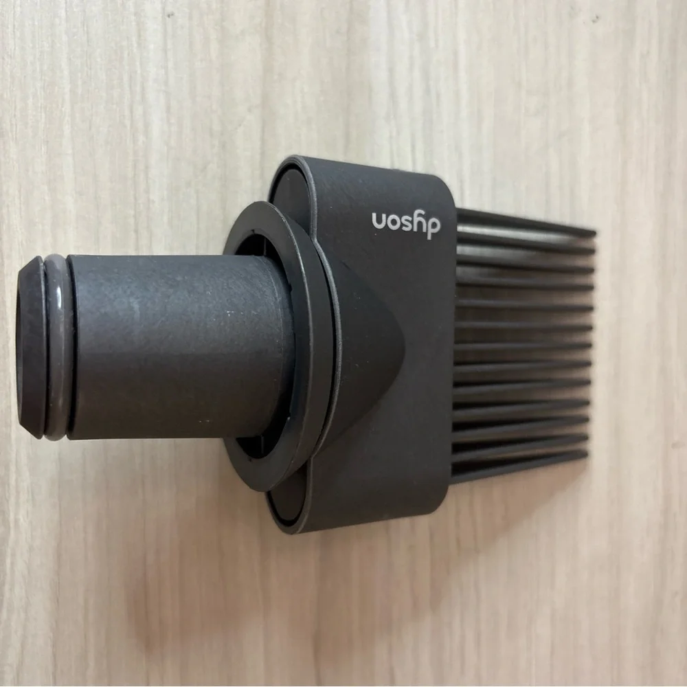 Dyson Hair Dryer Wide Tooth Comb Attachment in Black - Picture 2 of 7